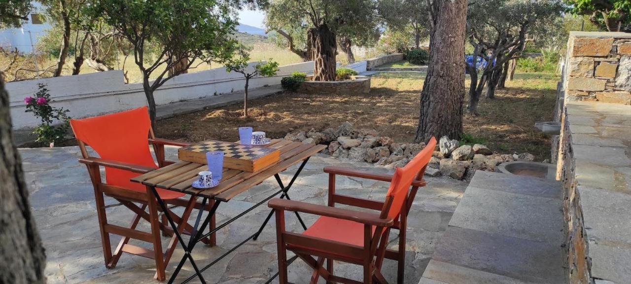 Chrysa'S Cottage House Caristo Exterior foto